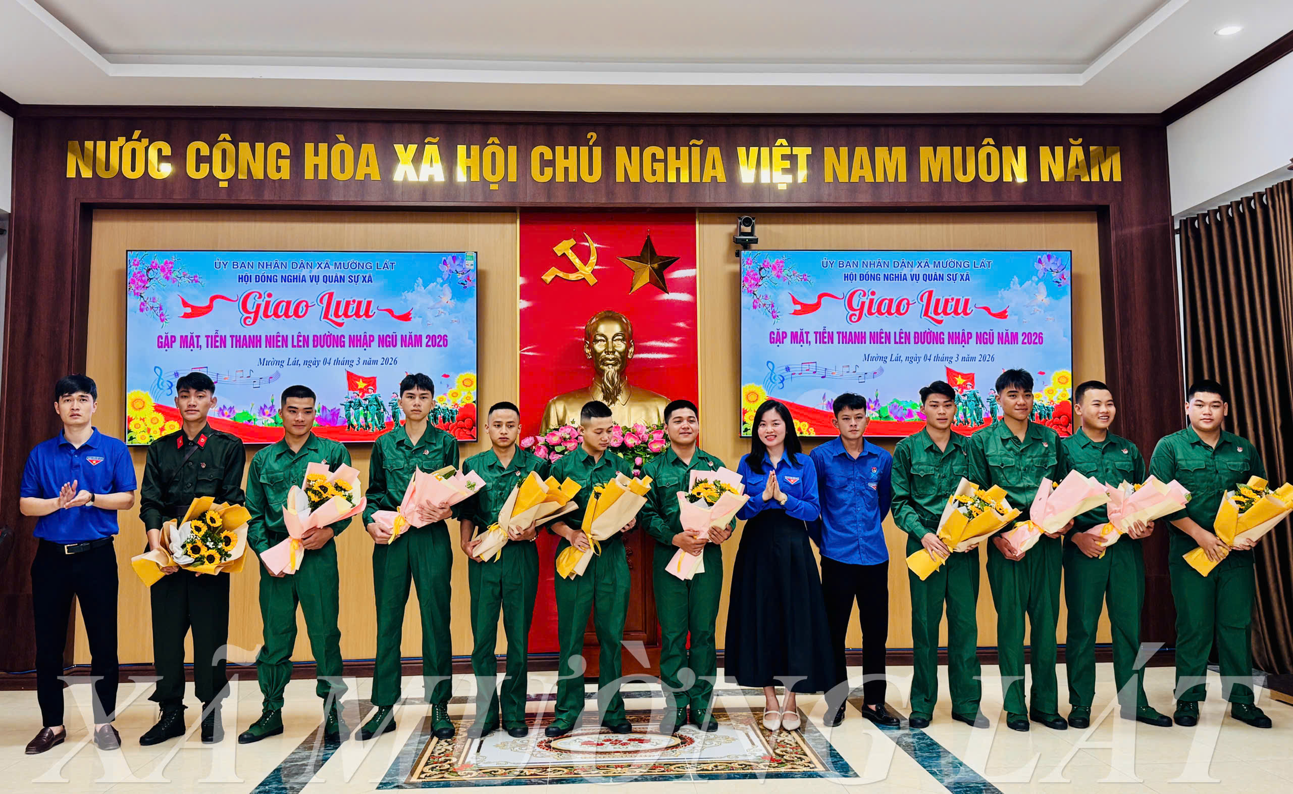 Anh-tin-bai